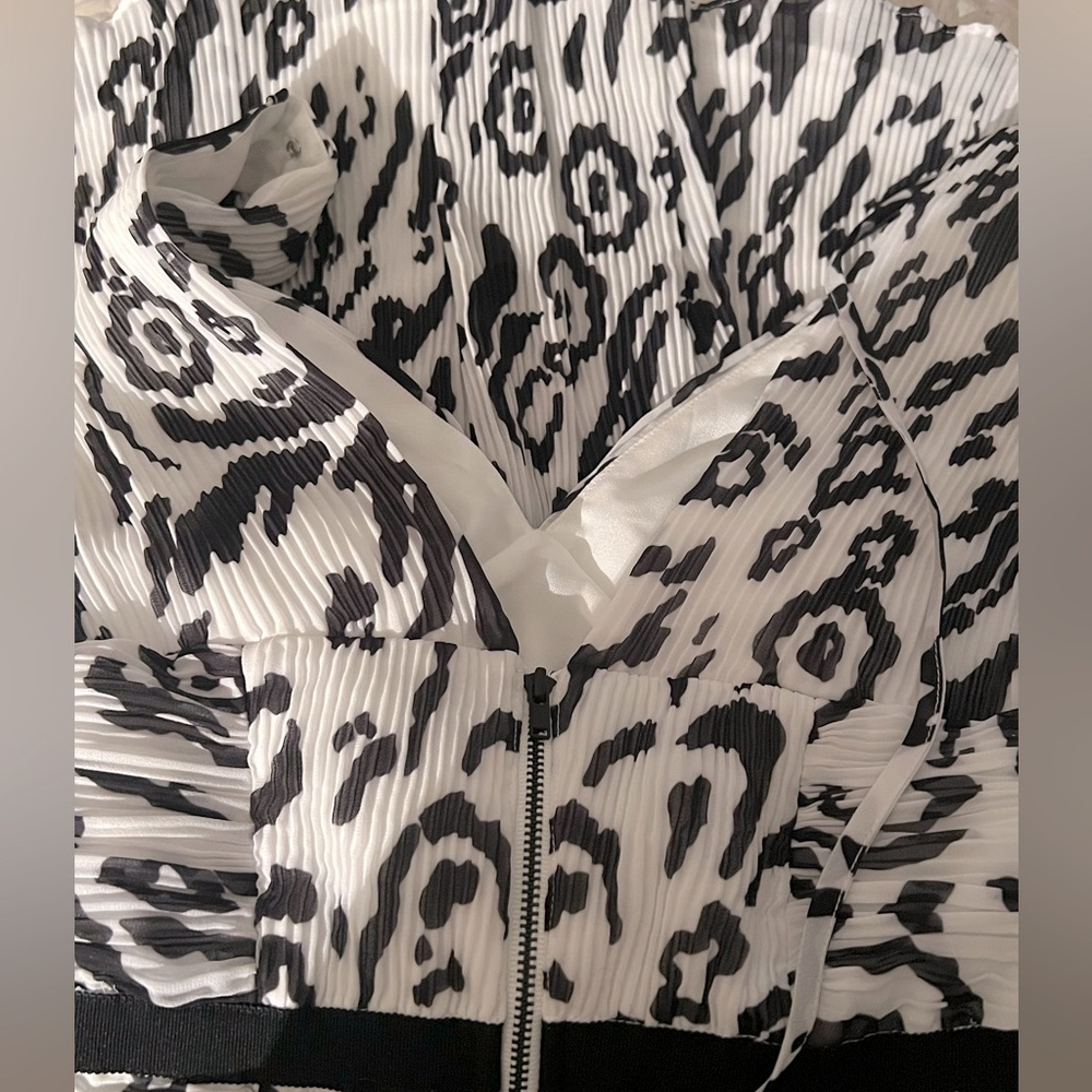 SELF PORTRAIT Leopard-print Plissé-chiffon Mini Dress In White | Black Sz 2 - Picture 10 of 10